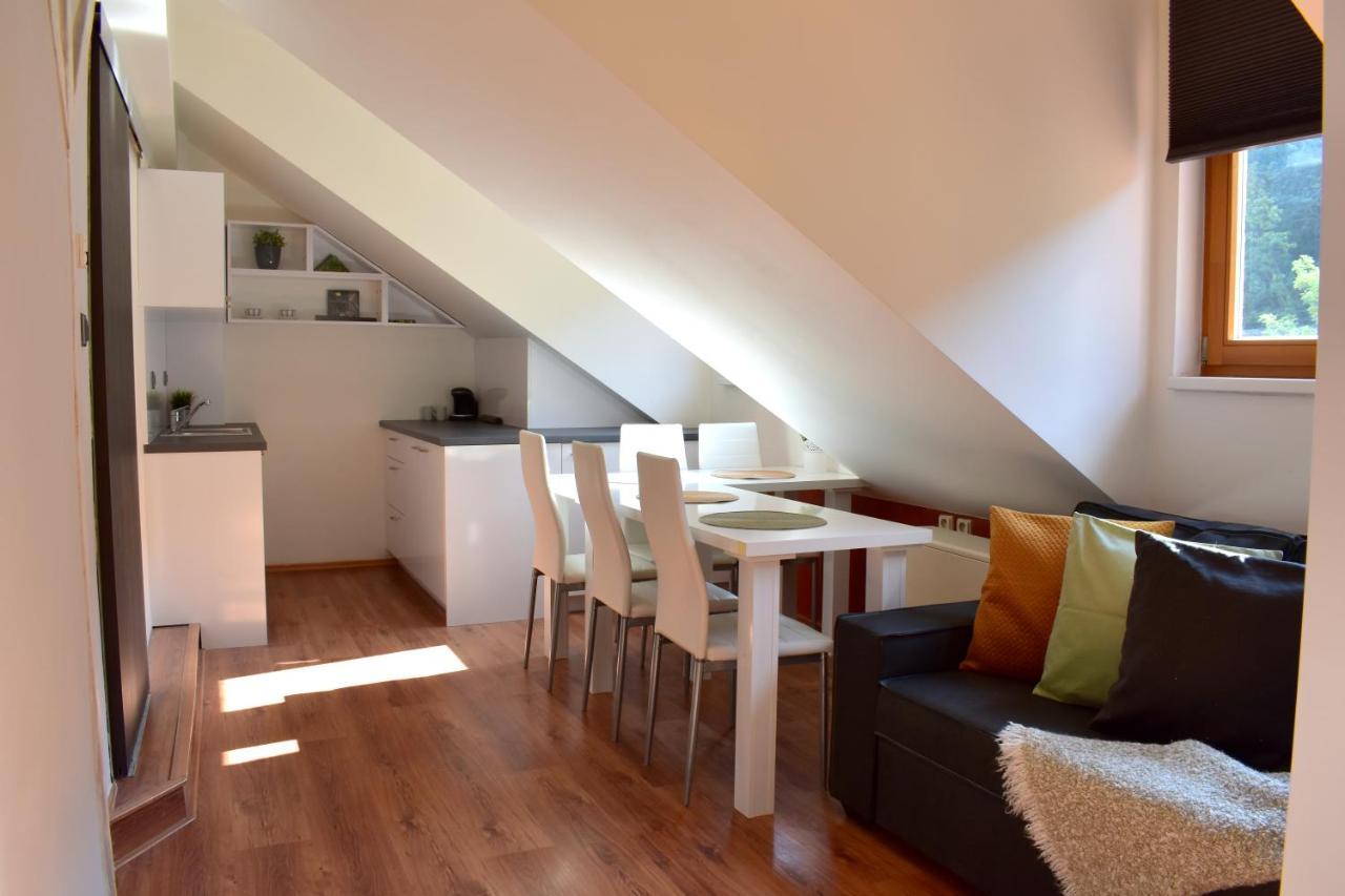 New Central Rooftop With Private Wellness, Sauna & Whirlpool Bath Prague Exterior photo